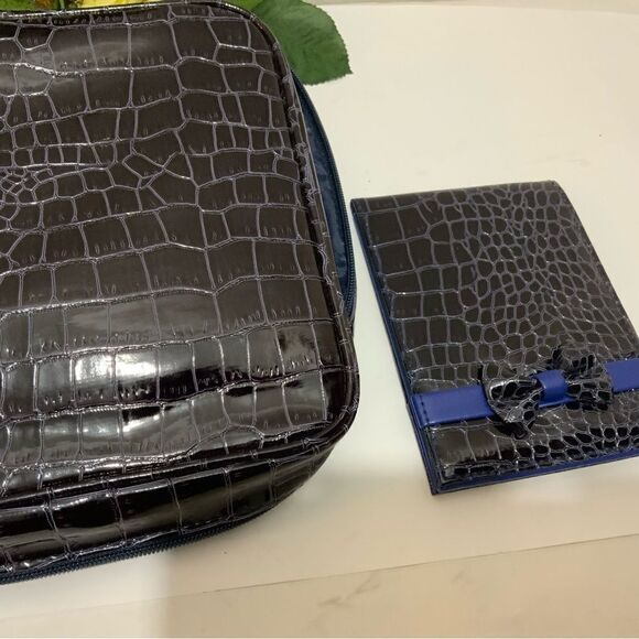NEW Senegence Faux Alligator Embossed Zip Travel Makeup Bag and matching mirror - Picture 8 of 9
